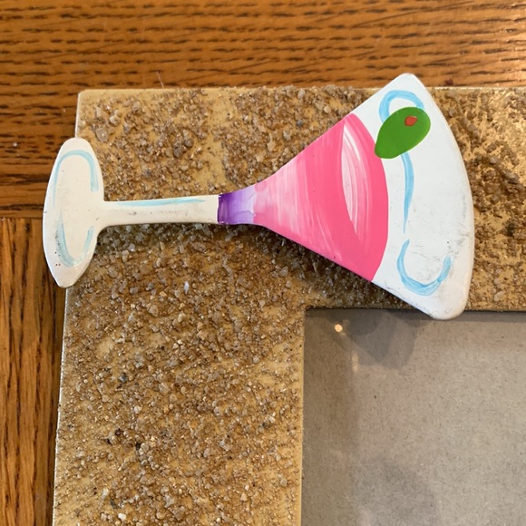 Beachy Picture Frame - Picture 2 of 6